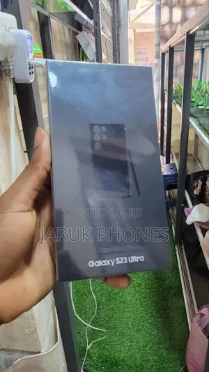 New Samsung Galaxy S23 Ultra 256 GB Black