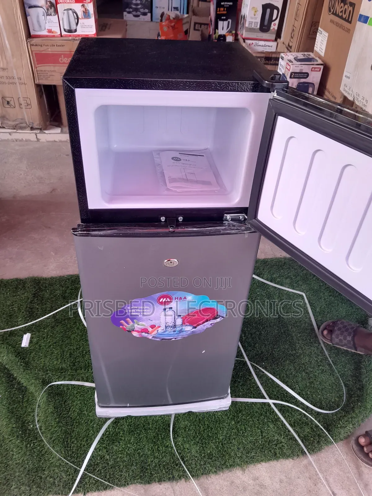 H a Table Top Double Door Fridge 102 Litres Top Freezer