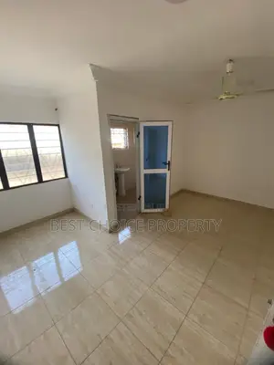 2bdrm Apartment in Adenta Frahfraha for rent