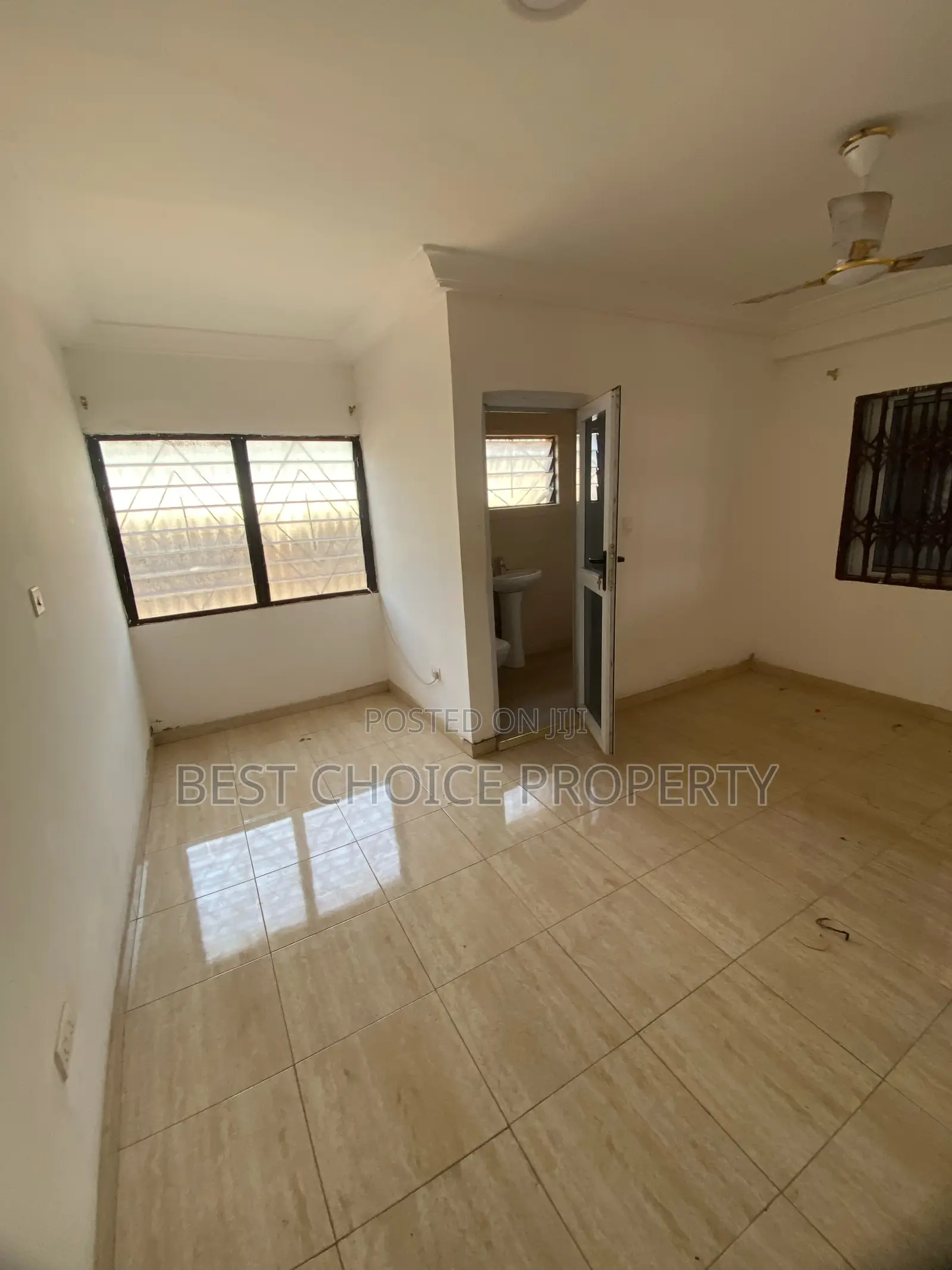 2bdrm Apartment in Adenta Frahfraha for rent