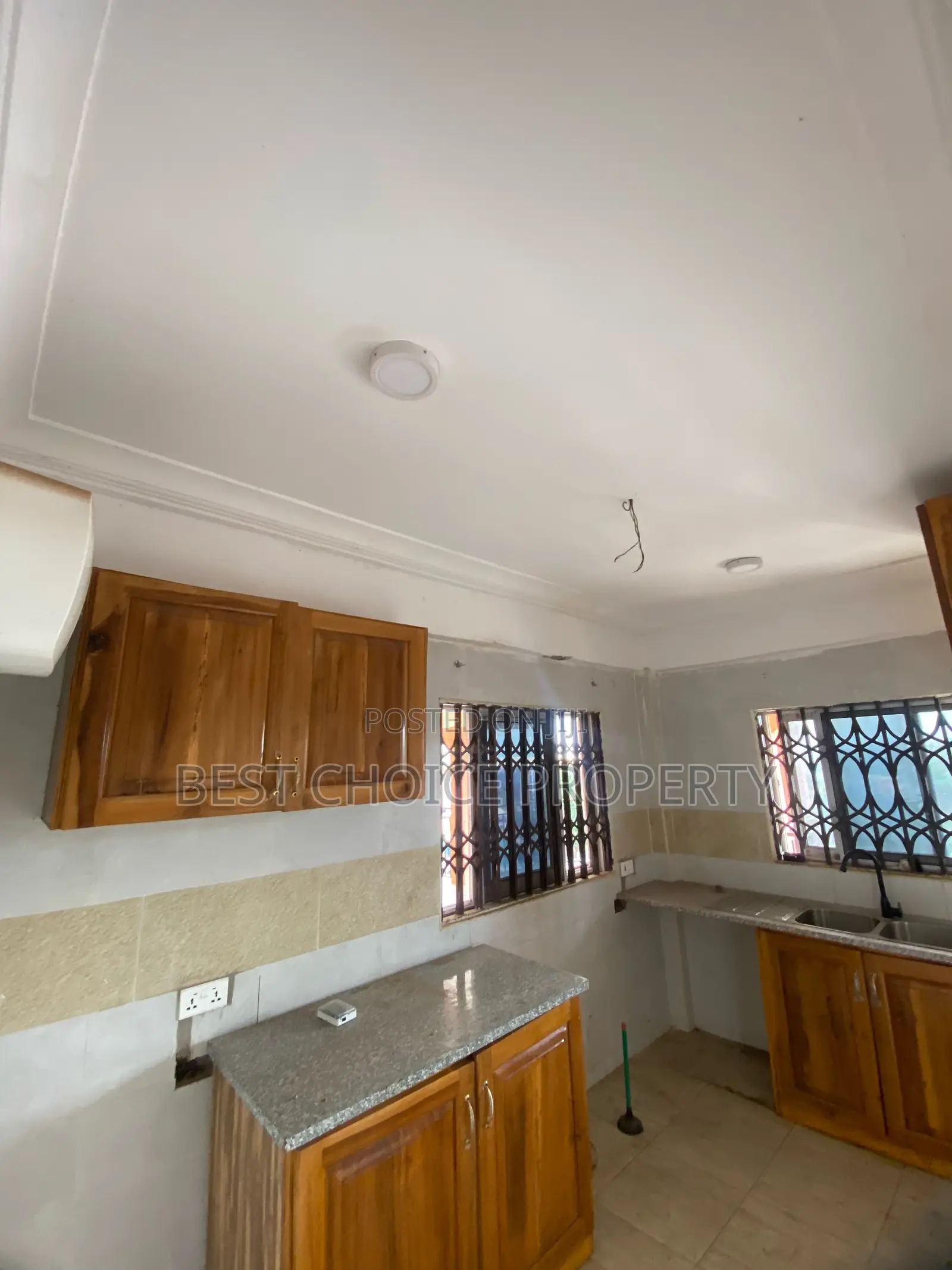 2bdrm Apartment in Adenta Frahfraha for rent
