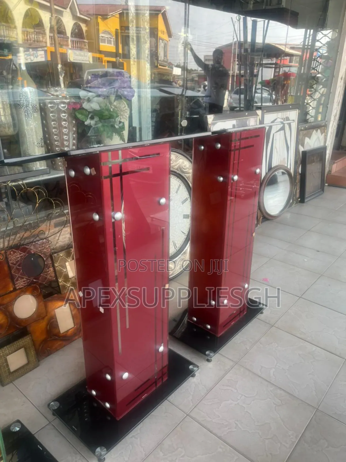 Glass Pulpit