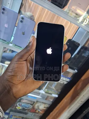 Apple iPhone 13 128 GB White