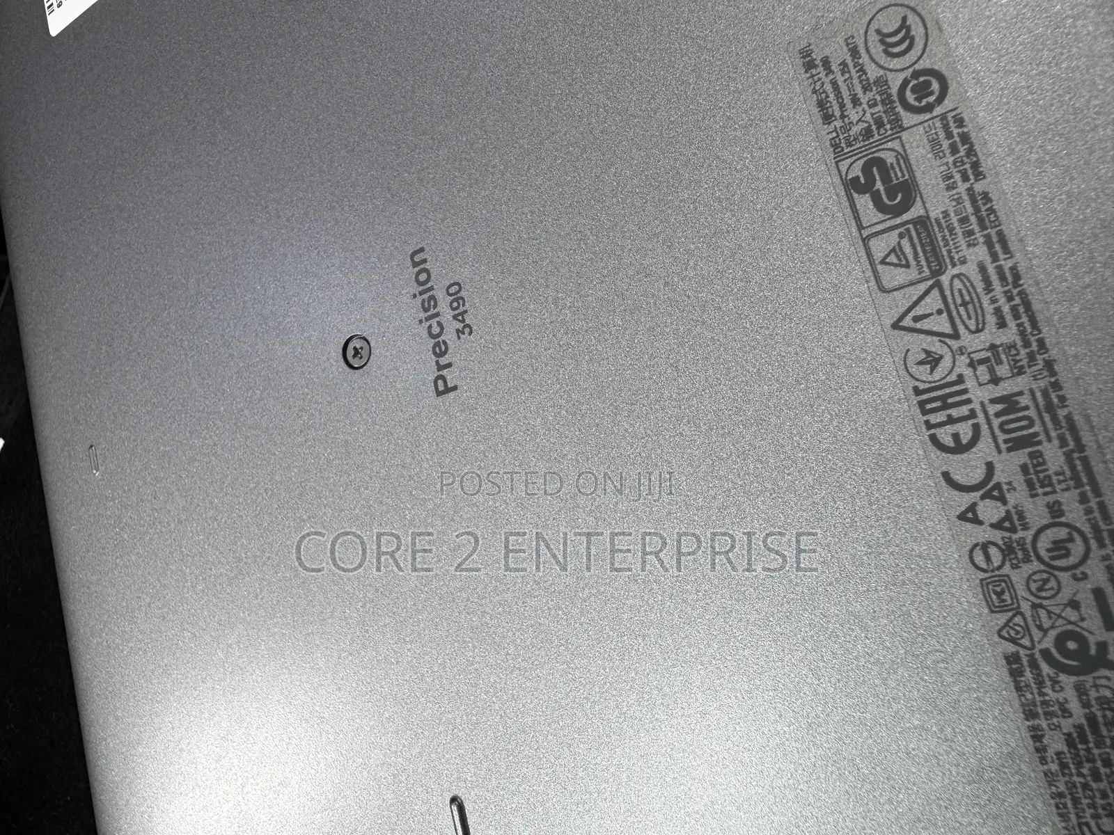 New Laptop Dell Precision 3580 16GB Intel Core Ultra 7 SSD 512GB