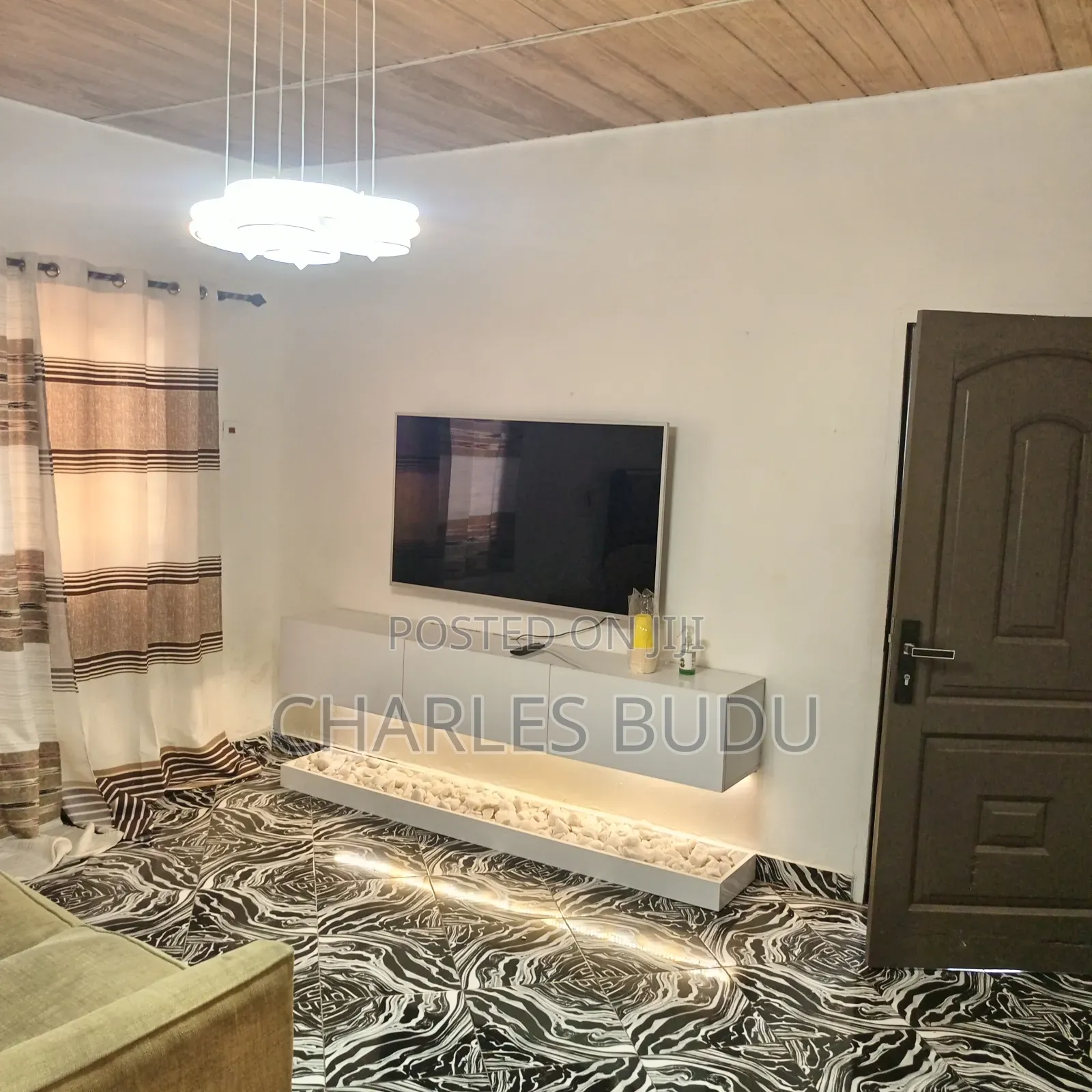 1bdrm Apartment in Ajlolo Estate, Lapaz for rent