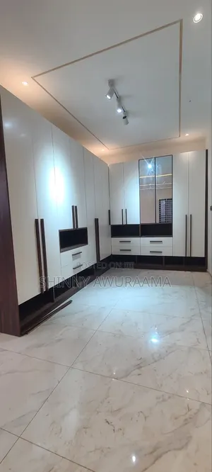 4bdrm House in East Legon for sale
