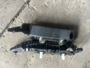 Elantra 2012-2016 Bumper Locker