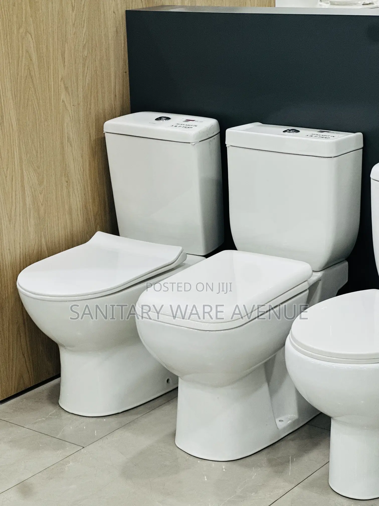 Water Closet - Close Coupled Toilet - Toilet Seat