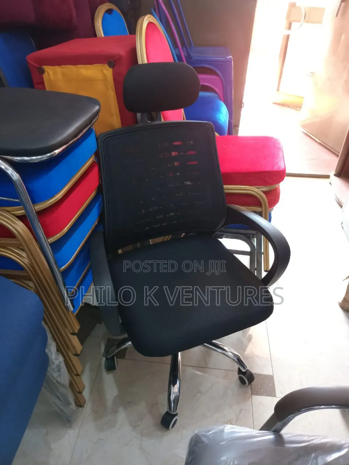 Premium Swivel Seat
