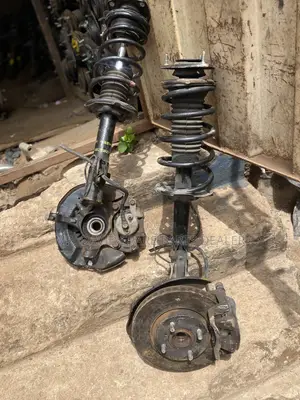 Toyota Sienta Front Shock And Hub Pair