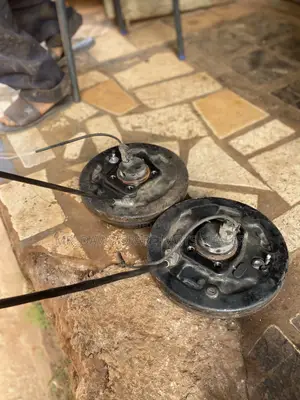 Toyota Sienta Back Hub