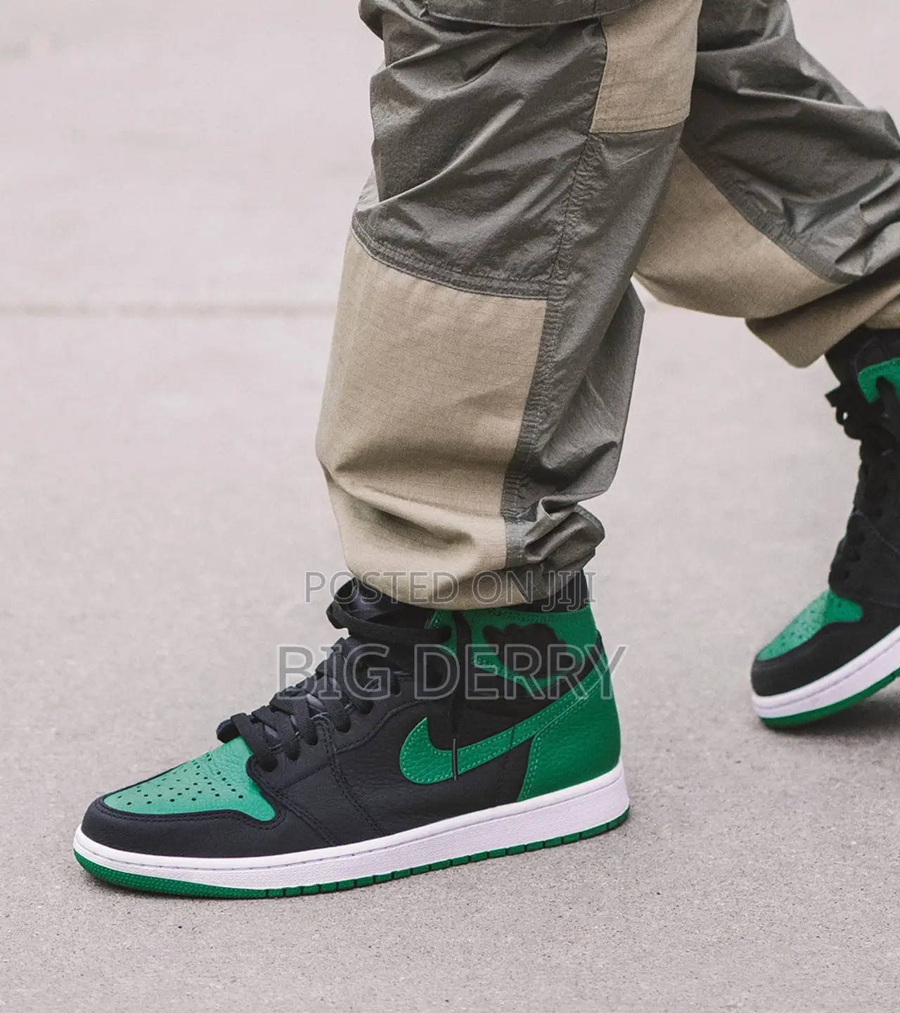 Air Jordan 1 Pine Green