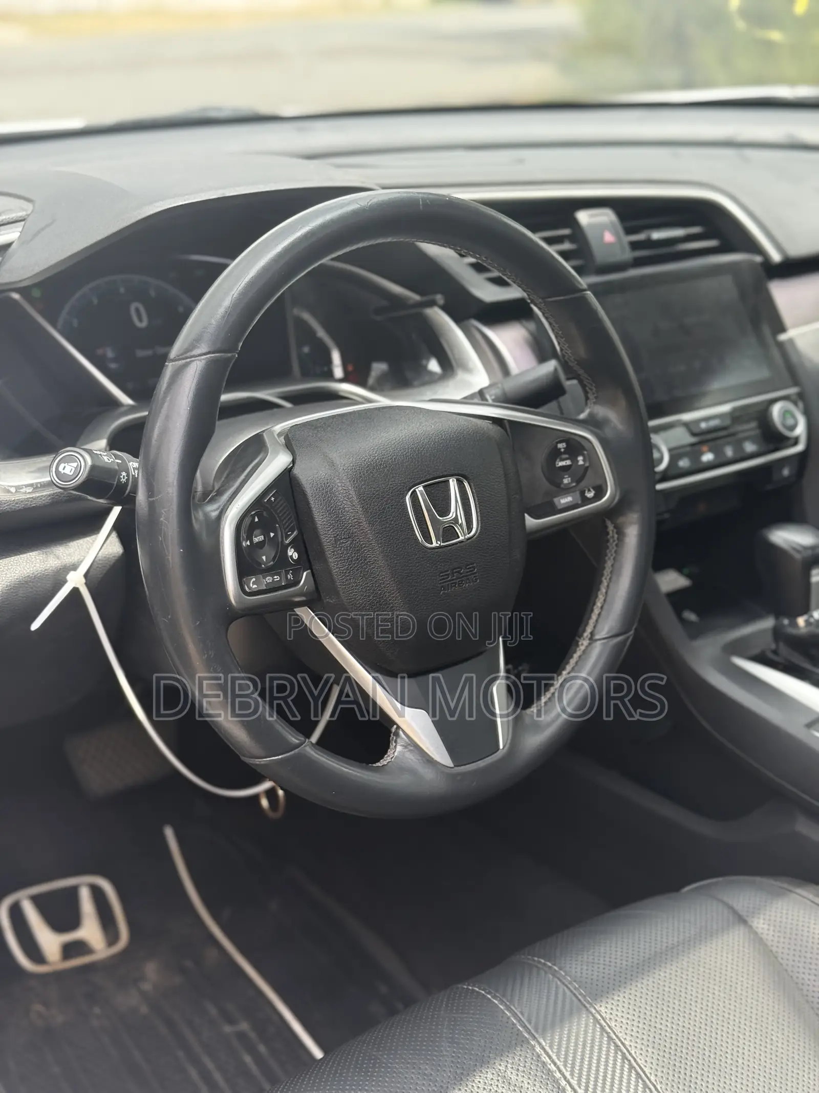 Honda Civic Touring Sedan 2018 White