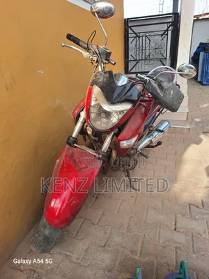 Suzuki Bike 2022 Red
