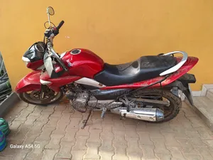Suzuki Bike 2022 Red