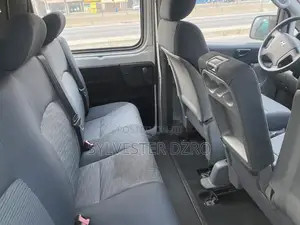 Hyundai H1 2011 White