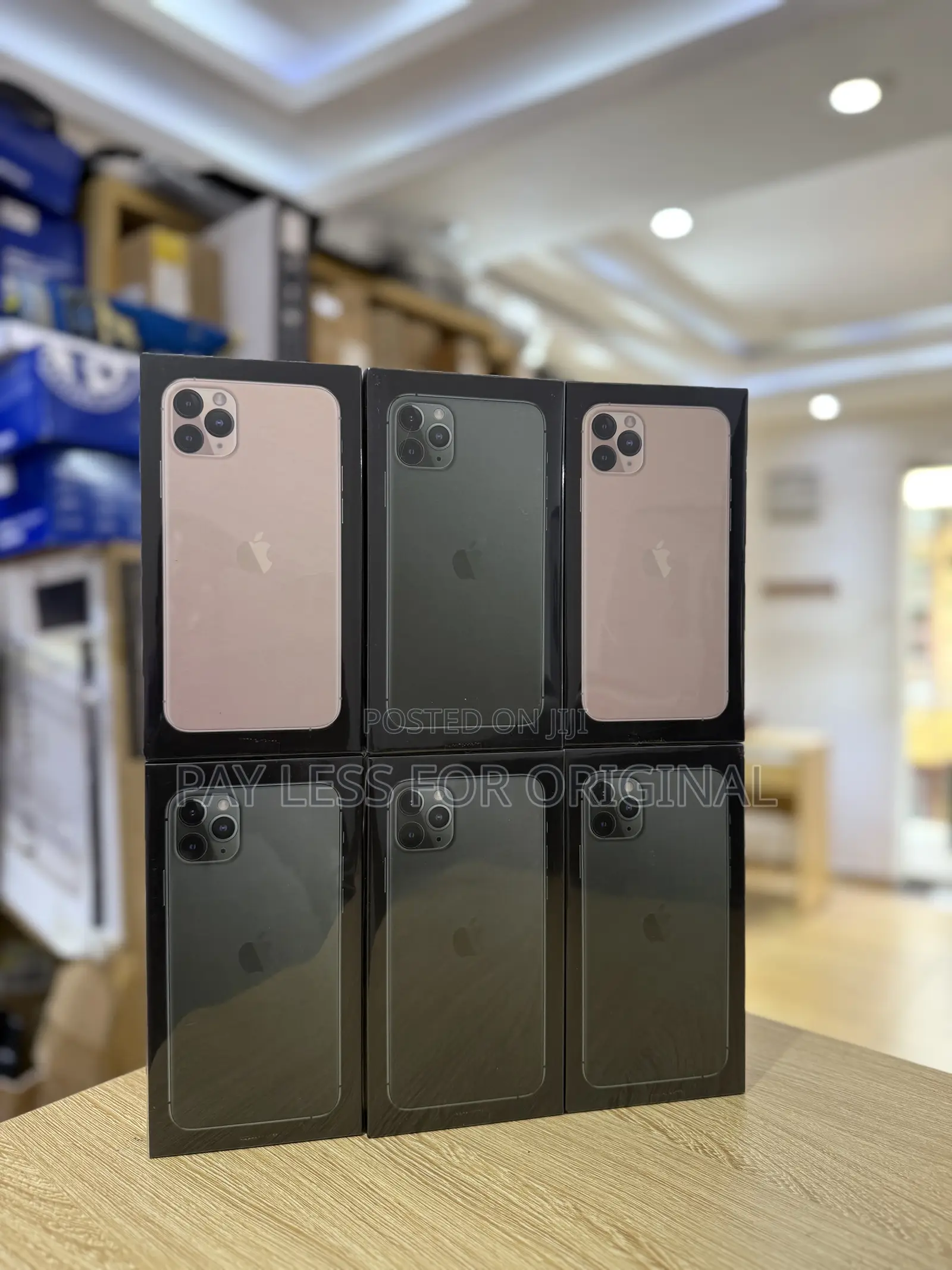 New Apple iPhone 11 Pro Max 64 GB Green