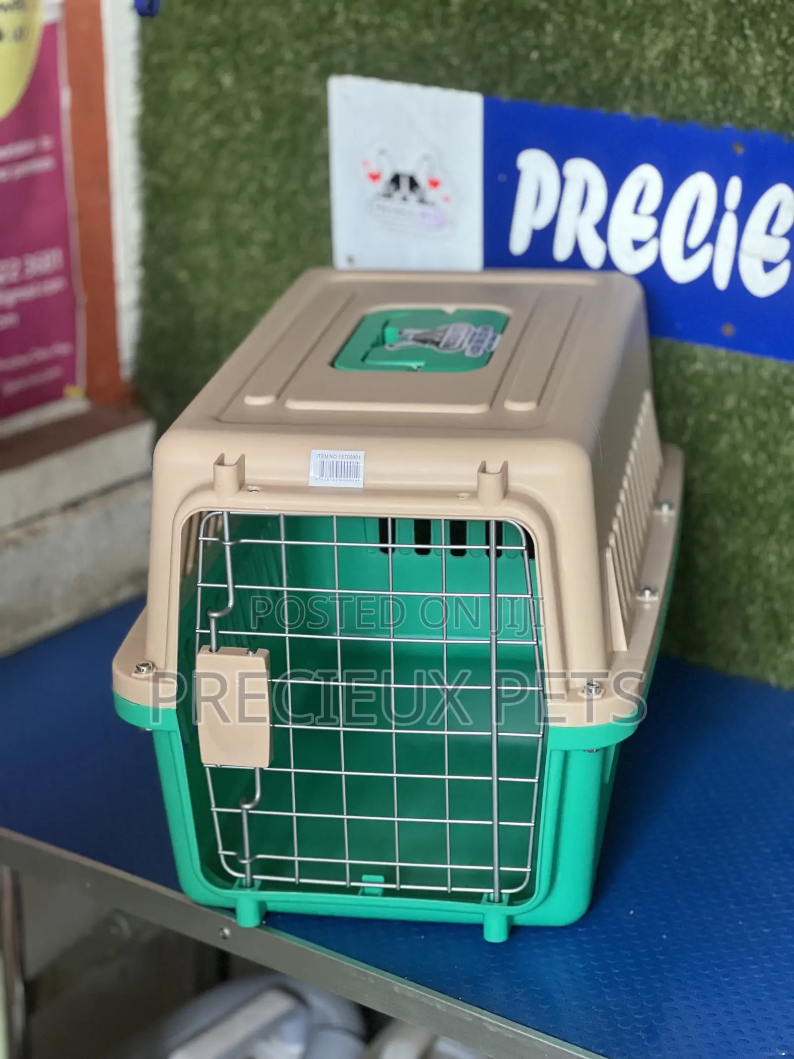Plastic Crate / Cage / Courier