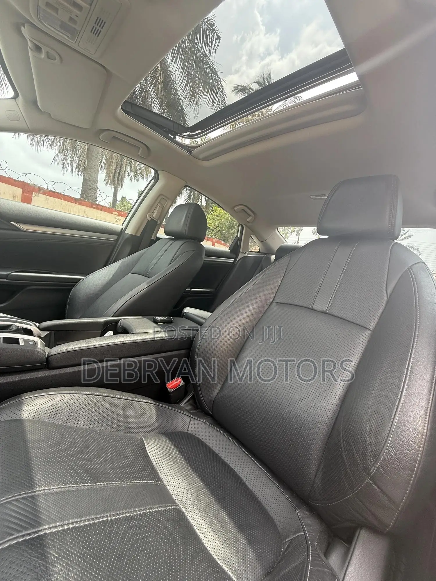 Honda Civic Touring Sedan 2018 White