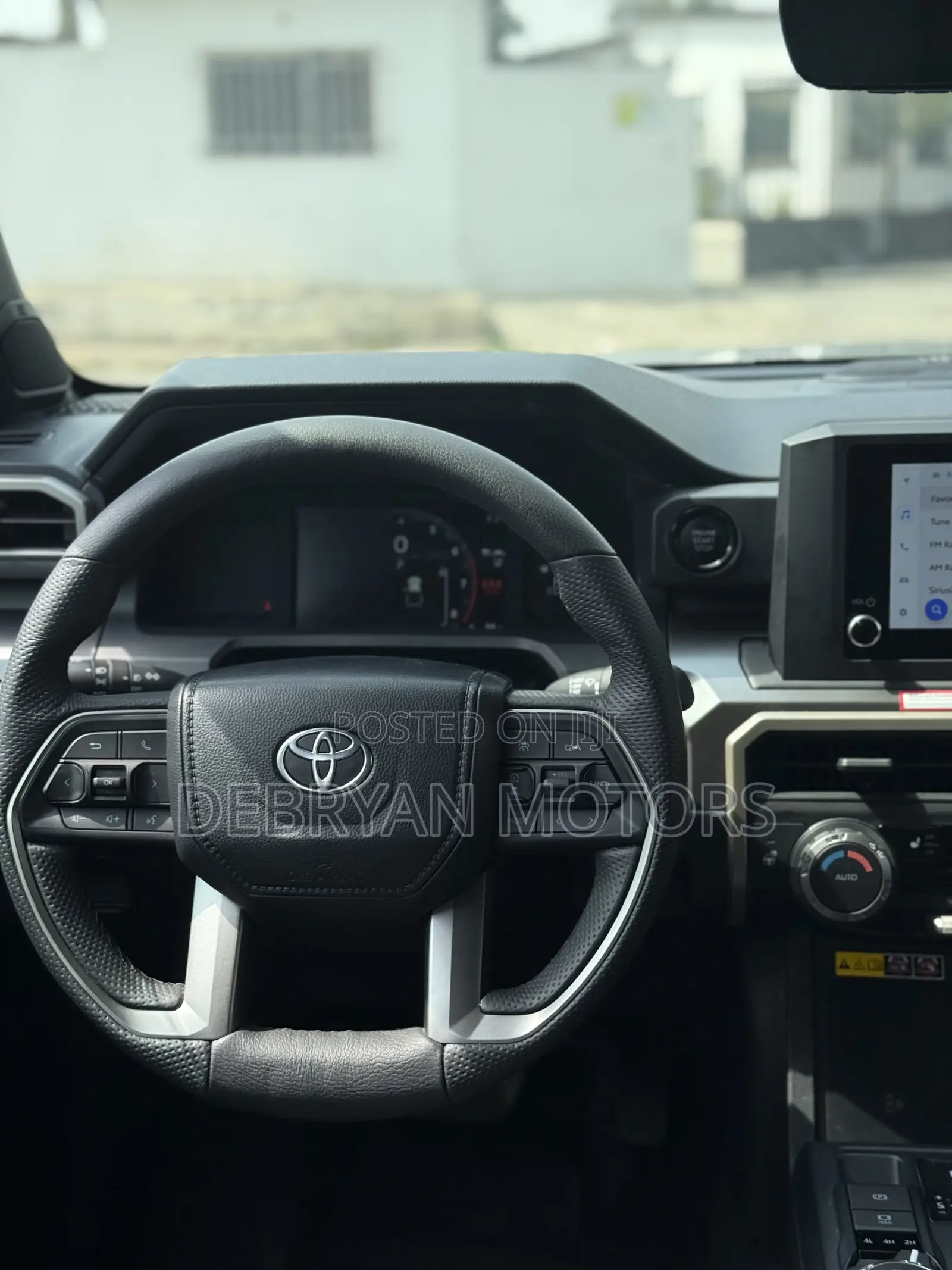 Toyota Tacoma SR5 Access Cab 6' Bed AT 2024 Silver