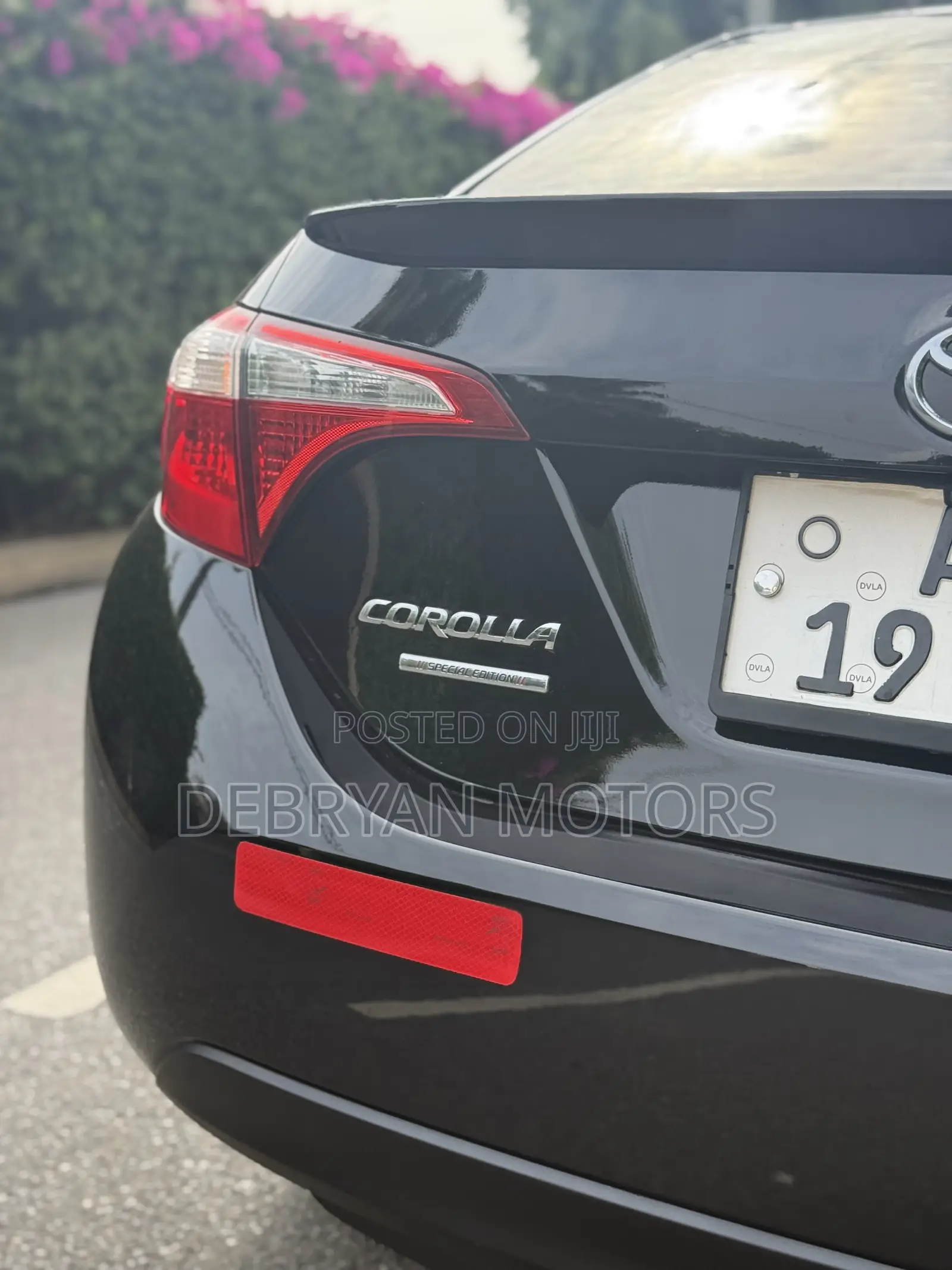 Toyota Corolla S w/Special Edition Pkg (1.8L 4cyl CVT) 2016 Black