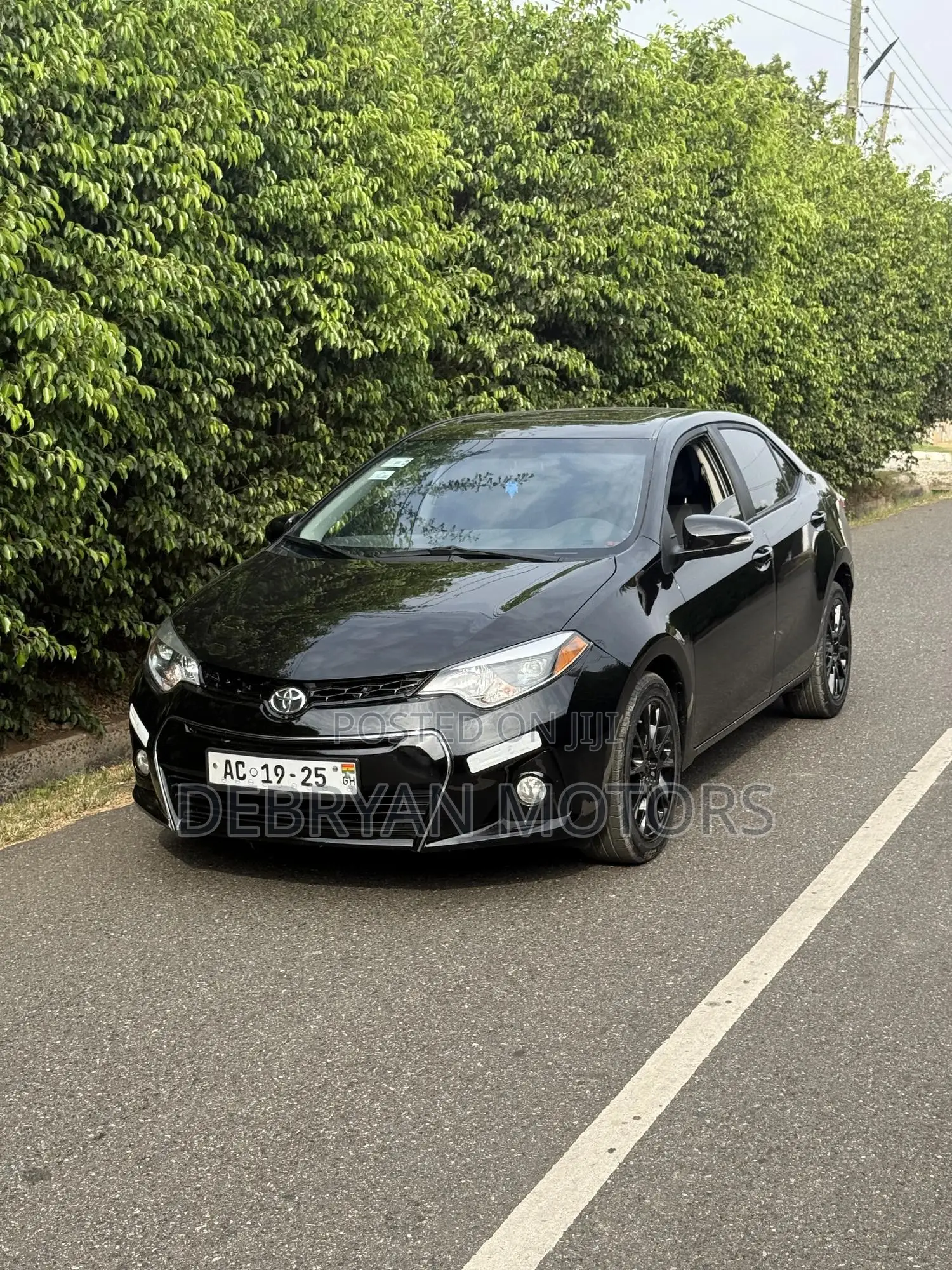 Toyota Corolla S w/Special Edition Pkg (1.8L 4cyl CVT) 2016 Black
