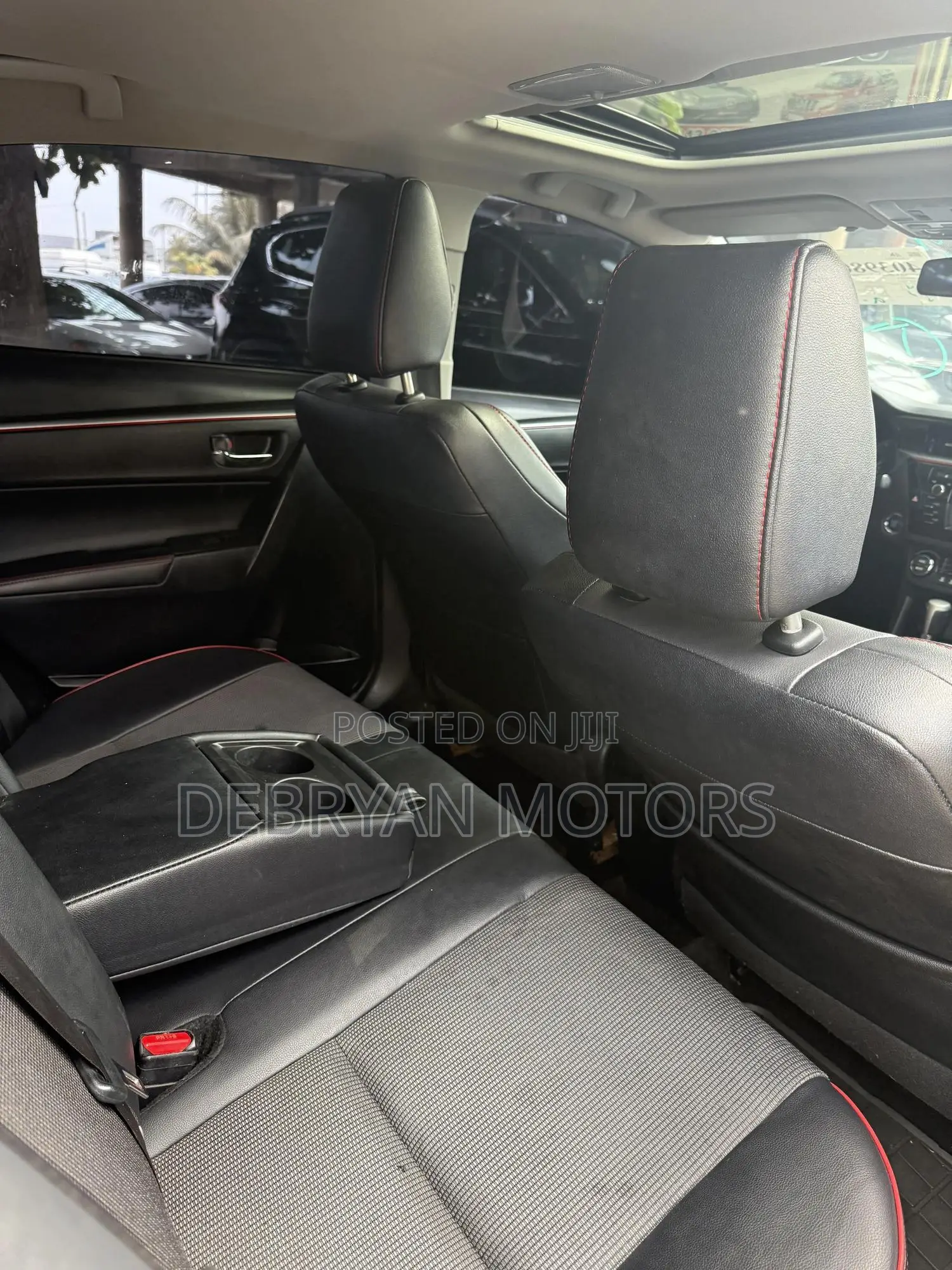 Toyota Corolla S w/Special Edition Pkg (1.8L 4cyl CVT) 2016 Black