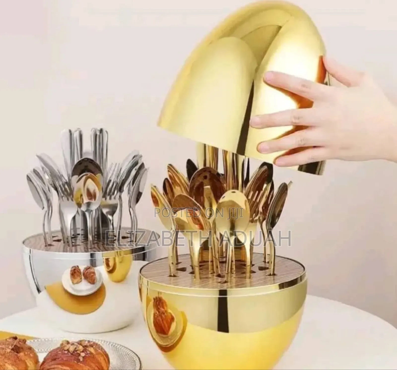Egg Shaped Cutlery Set