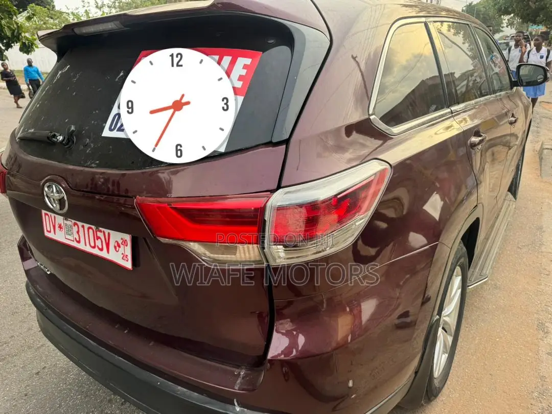 Toyota Highlander LE 4dr SUV (2.7L 4cyl 6A) 2015 Brown