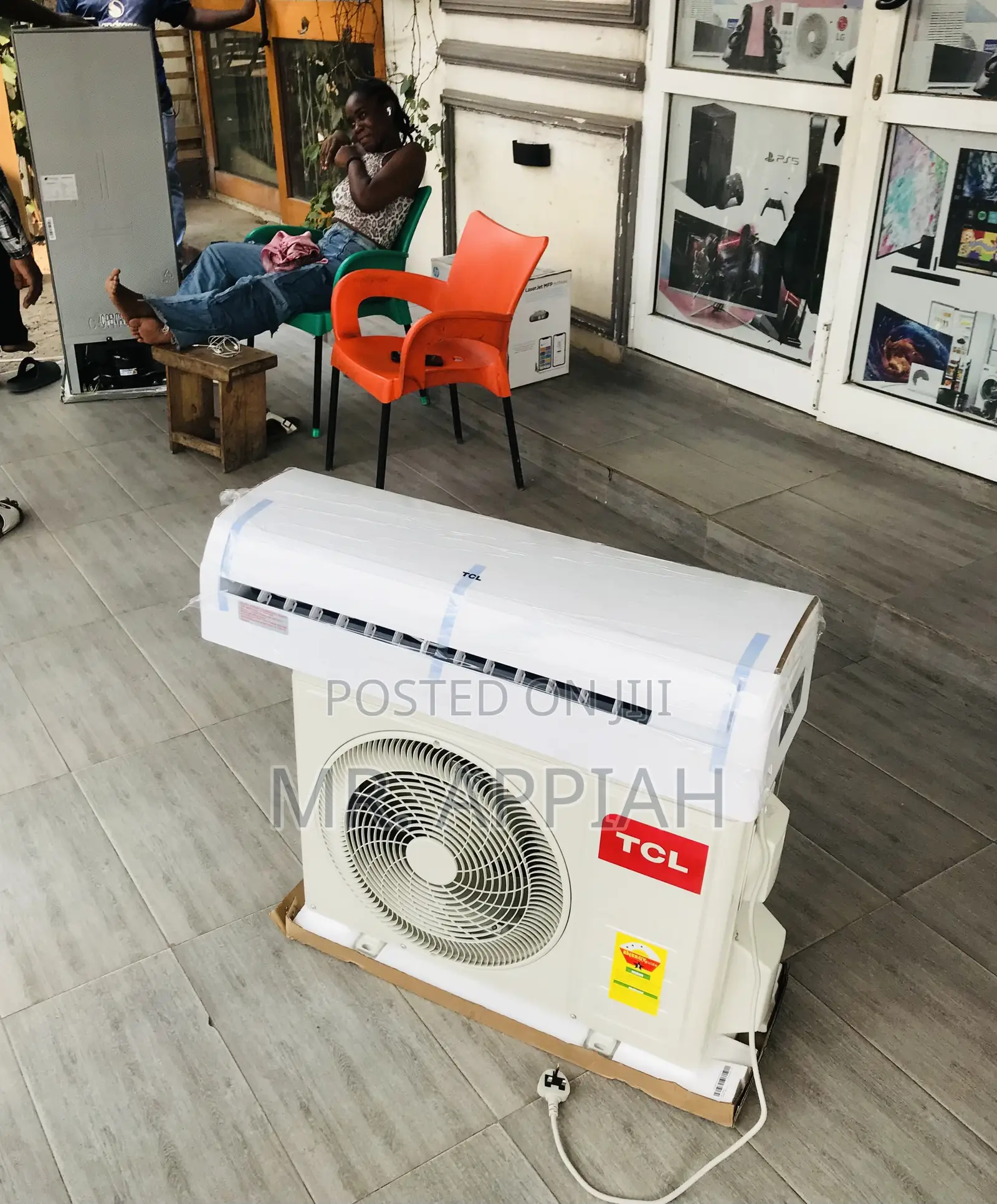 Ultra Cool TCL 2.0hp Split Type Non Inverter Ac(White)
