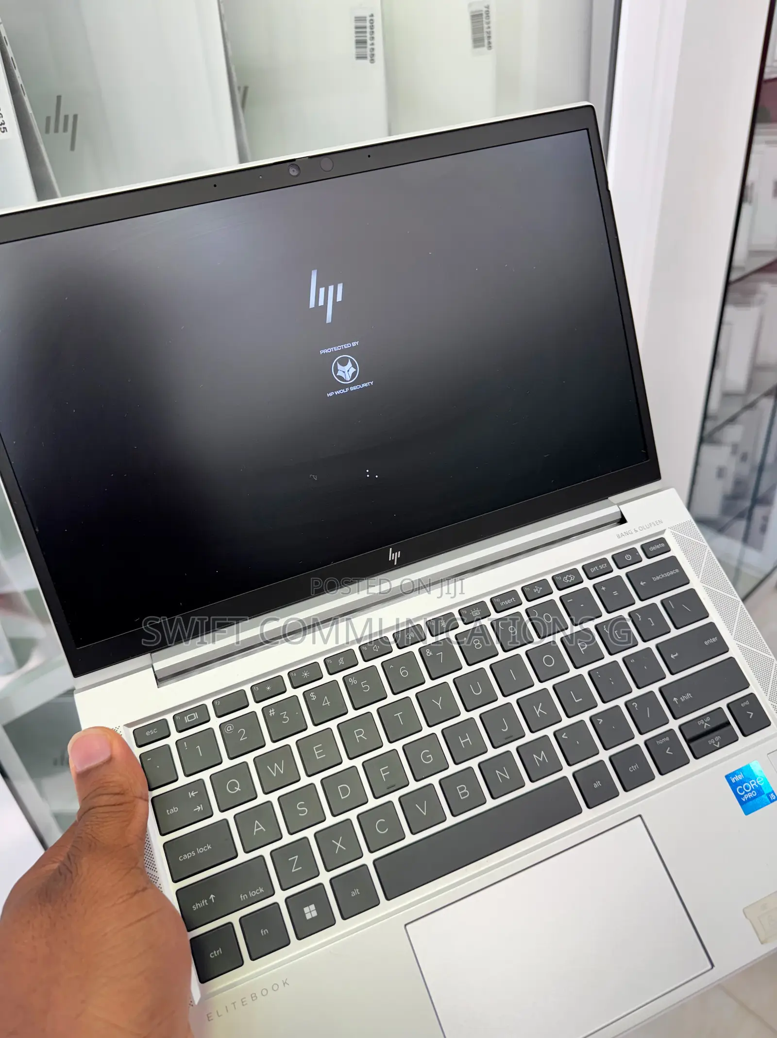 Laptop HP EliteBook 830 G8 8GB Intel Core I5 SSHD+SSD 256GB
