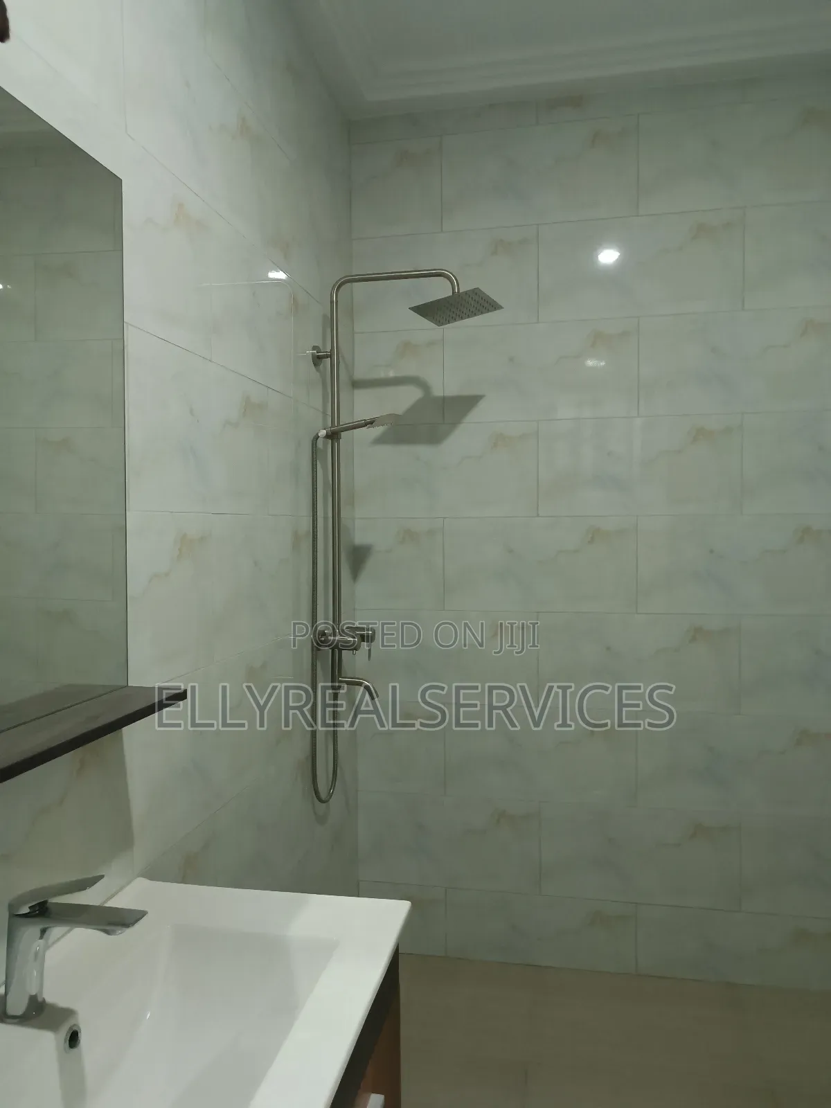 3bdrm House in Ellyrealservices, Ashaley Botwe for rent