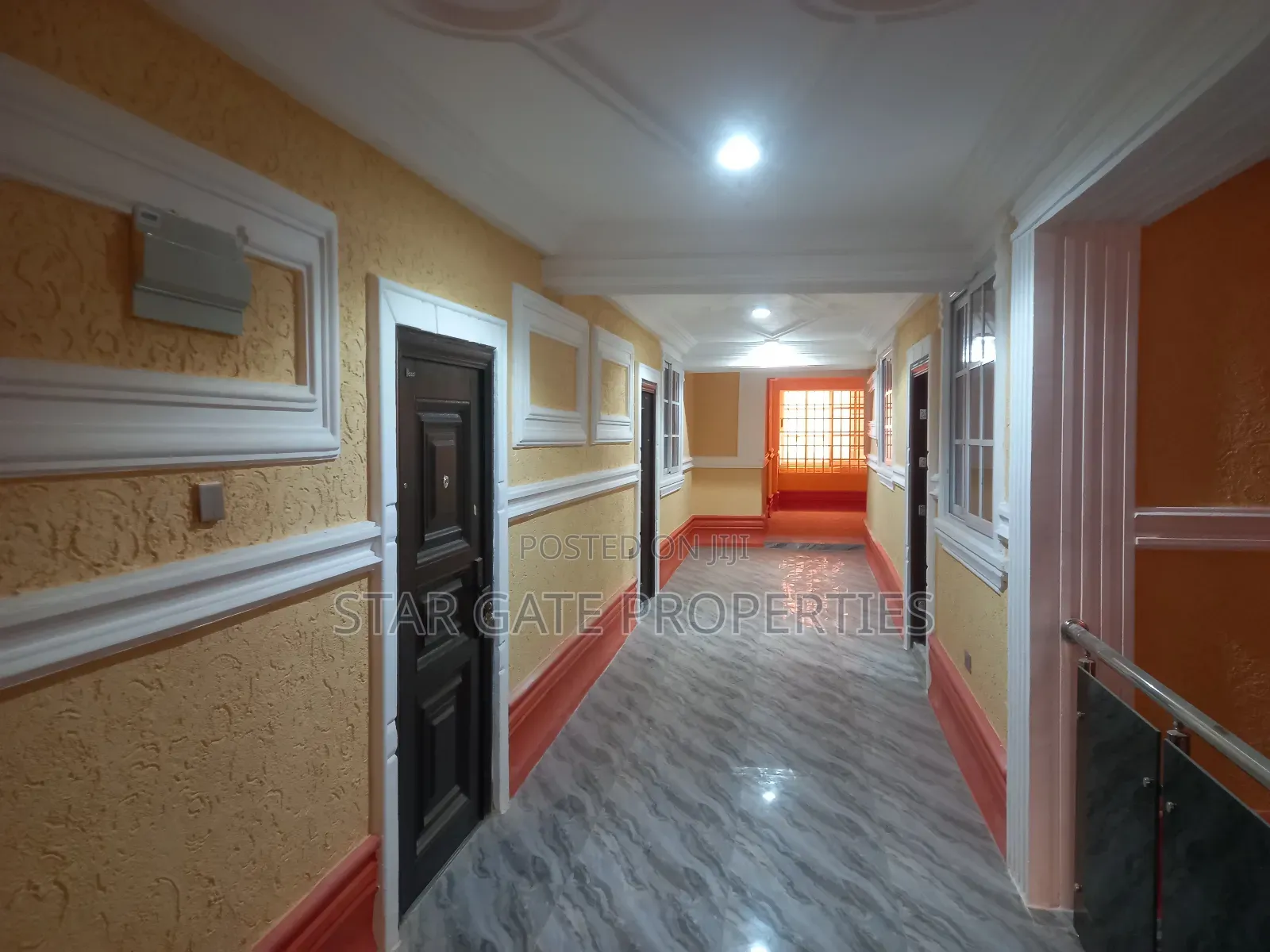 8bdrm House in Atonsu Esereso, Kumasi Metropolitan for sale