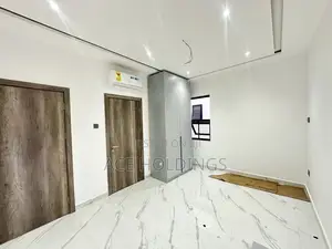 5bdrm House in Nmai Dzorn for sale