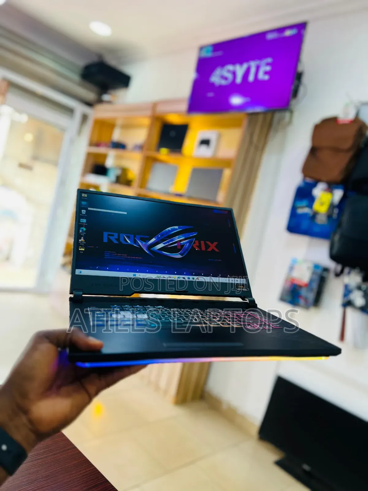 Laptop Asus ROG Strix SCAR 15 16GB Intel Core I7 SSD 512GB