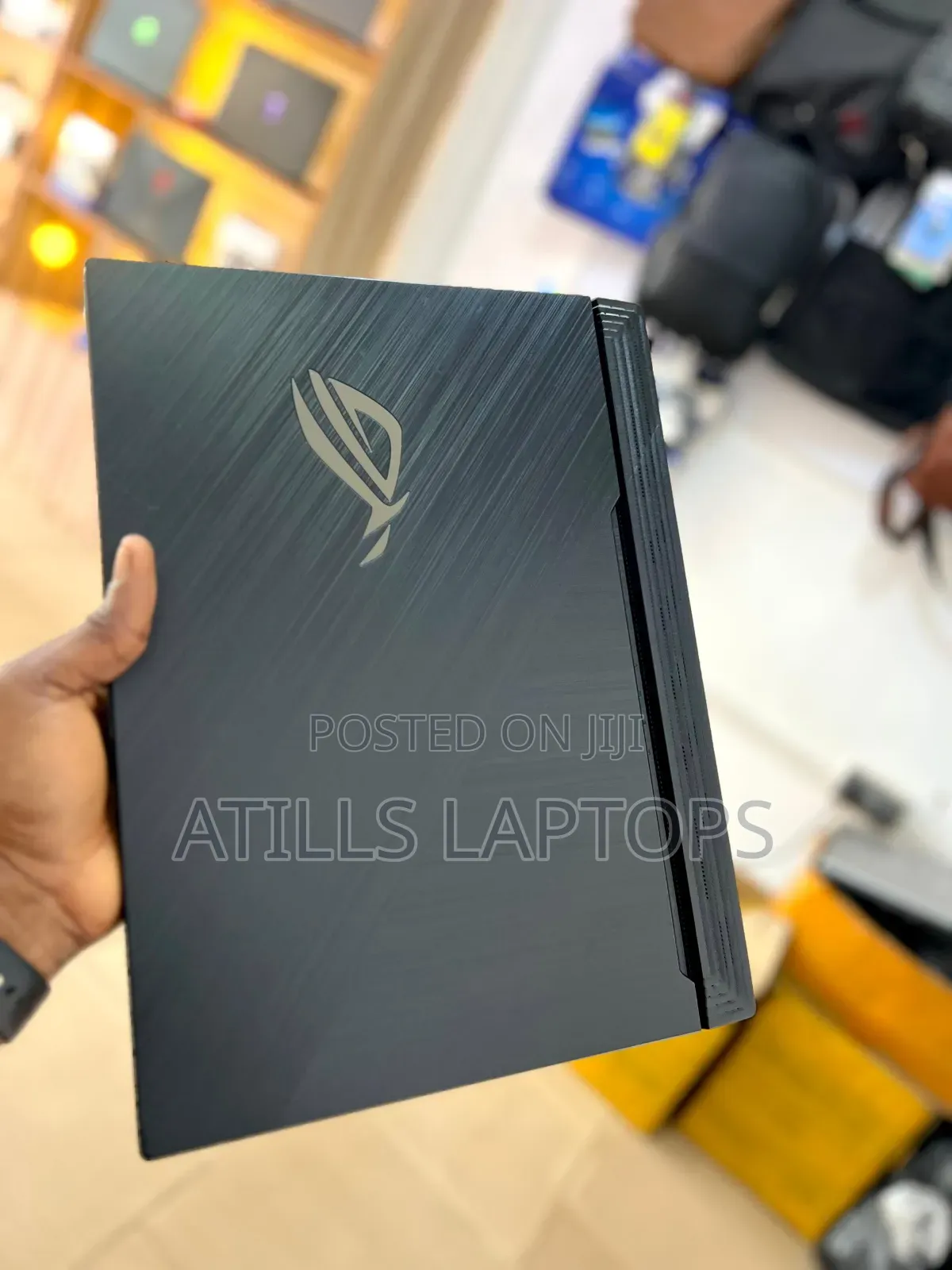 Laptop Asus ROG Strix SCAR 15 16GB Intel Core I7 SSD 512GB