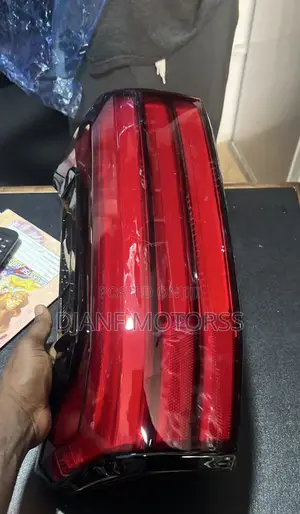 Tundra 2023 Tail Lights Pair and All Kinds of Lights