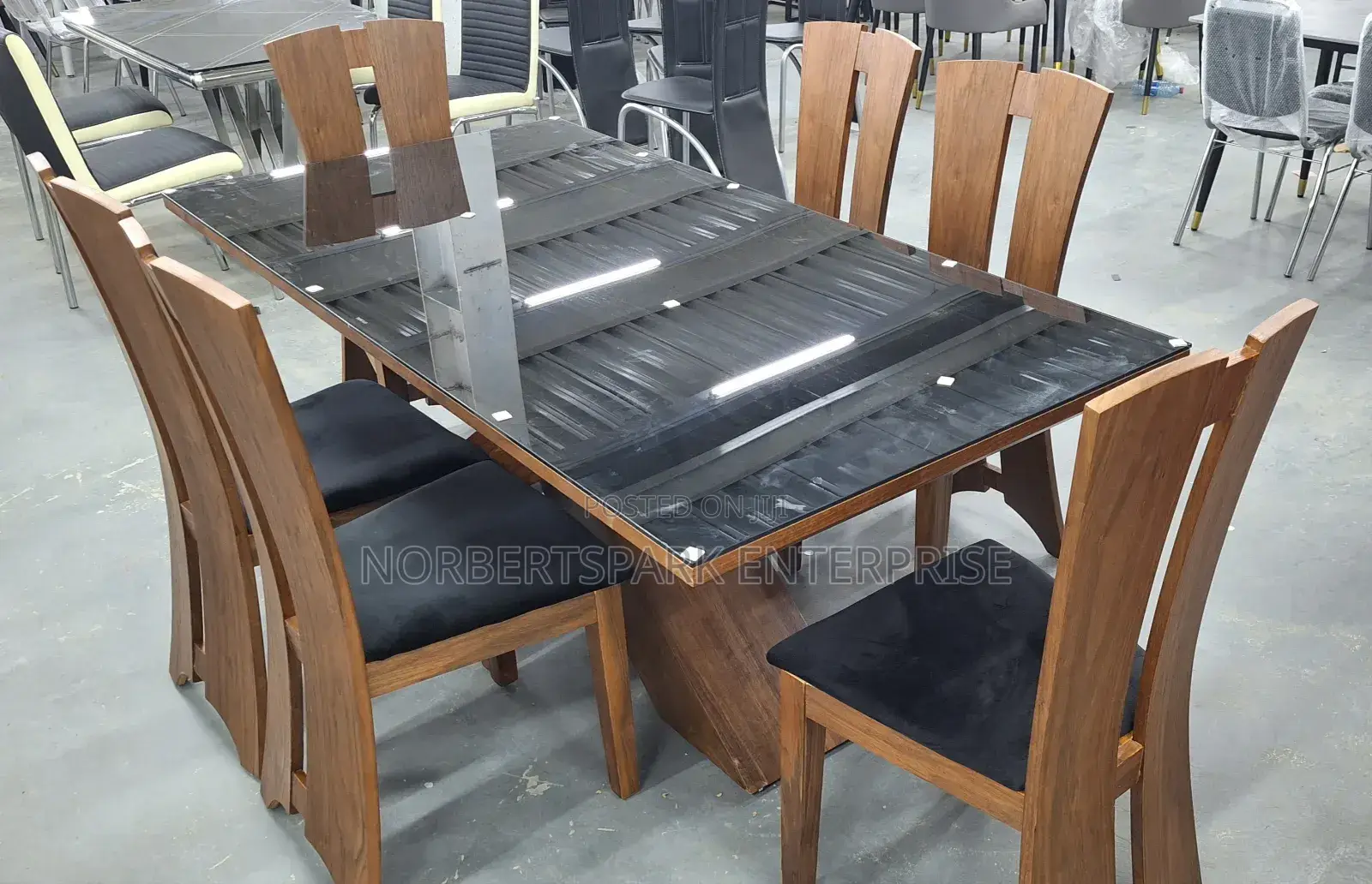 Executive Dining Set(T6675)