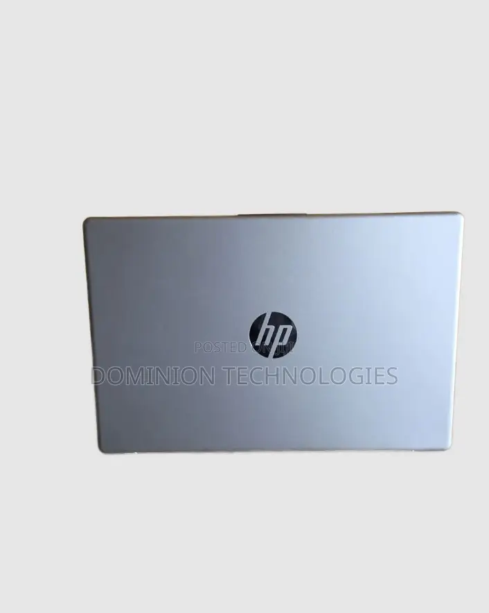 New Laptop HP 240 G9 8GB Intel Core i5 SSD 512GB