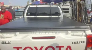 Toyota Hulix 2015,2016,2017 Bucket Cover