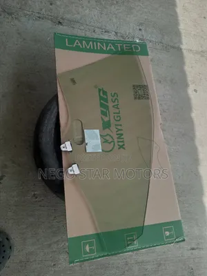 Mazda Cx 5 2018 Front Door Glass Double Type