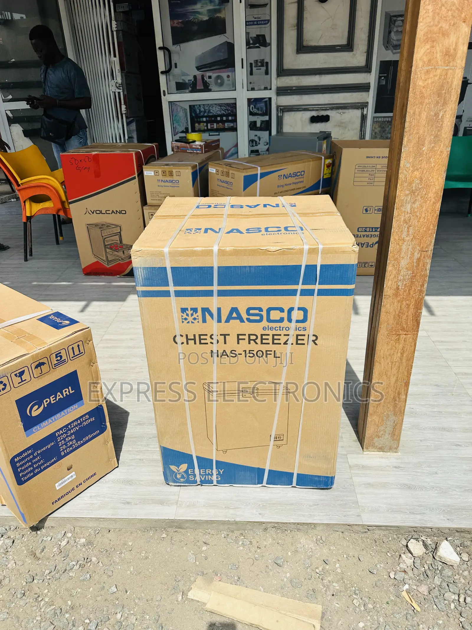 Ultra Modern Chest Freezer 100l Nasco