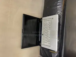 New Laptop 4GB Intel Core 2 Quad HDD+SSD 160GB