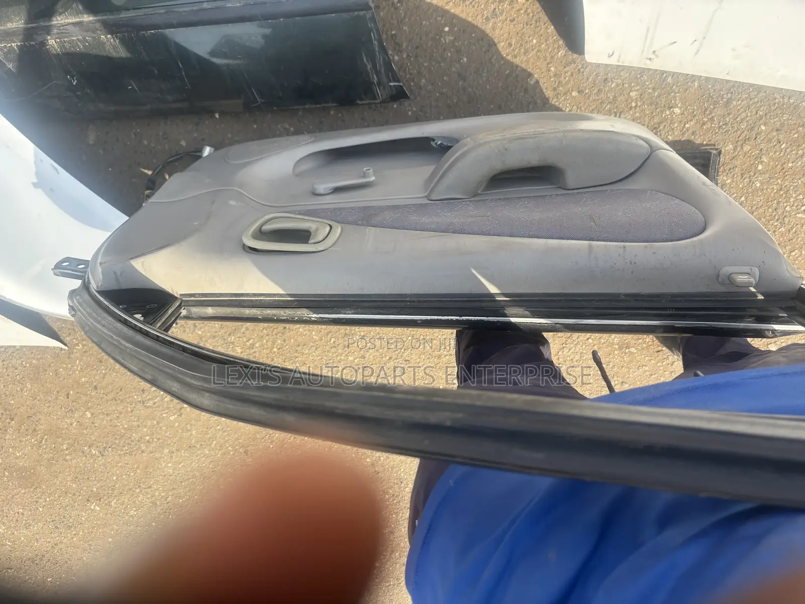Toyota Corolla 2001 /110 Doors And Fenders