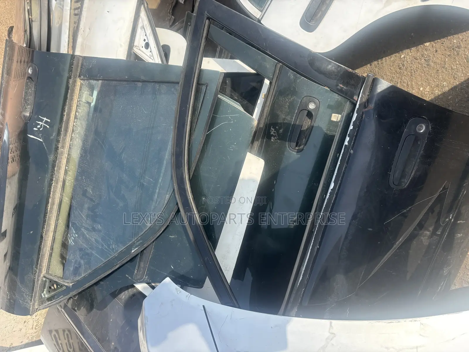 Toyota Corolla 2001 /110 Doors And Fenders