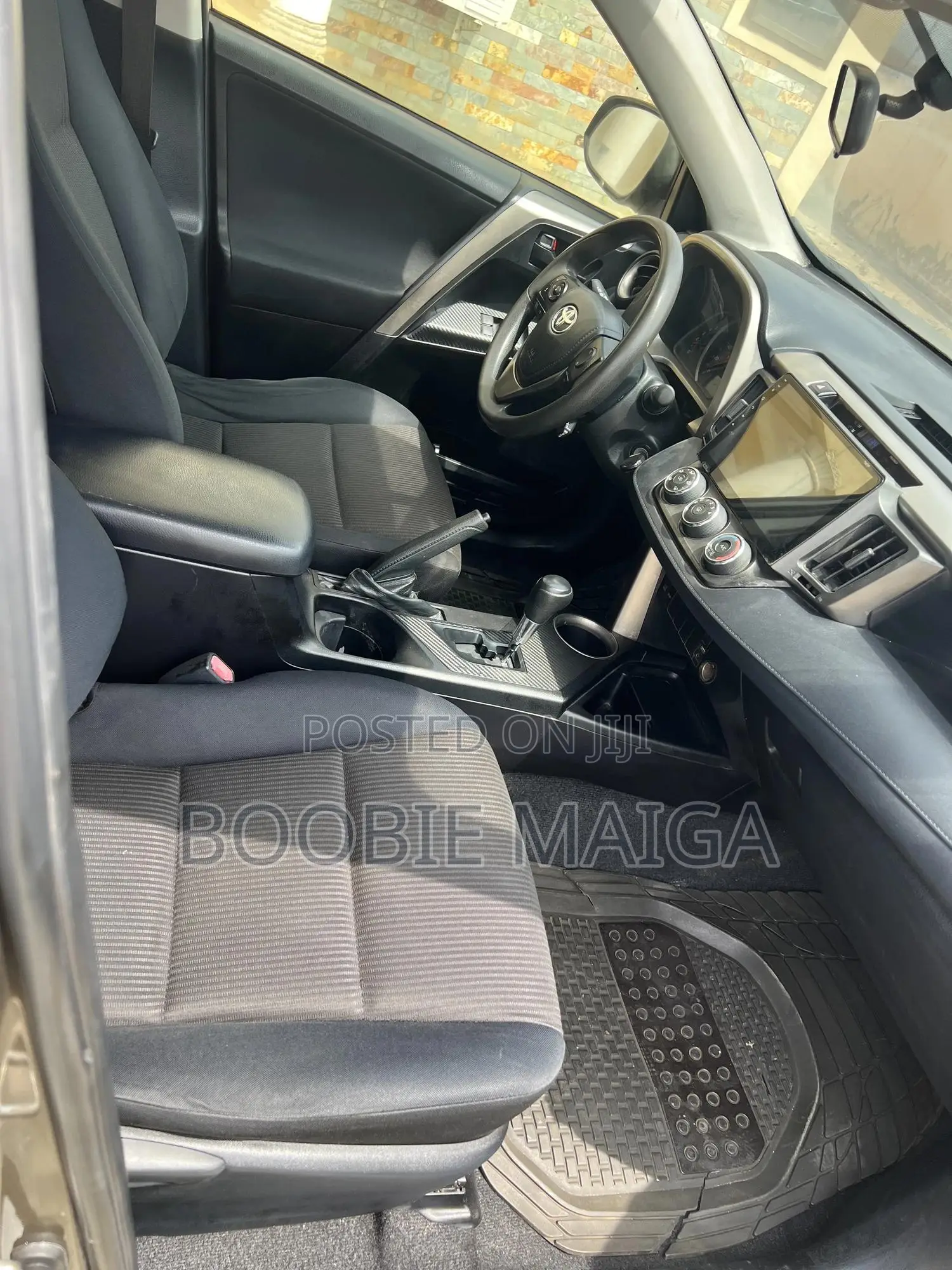 Toyota RAV4 Limited 4dr SUV AWD (2.5L 4cyl 6A) 2015 Gray