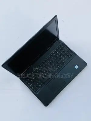 Laptop Dell Precision 7510 16GB Intel Core i7 HDD+SSD 256GB
