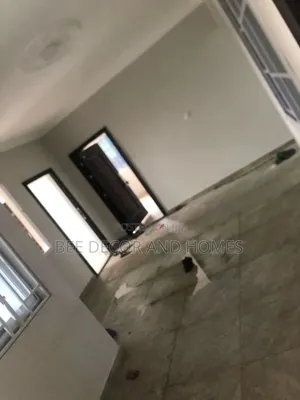 3bdrm Apartment in Bee Decor & Homes, Oyarifa for rent