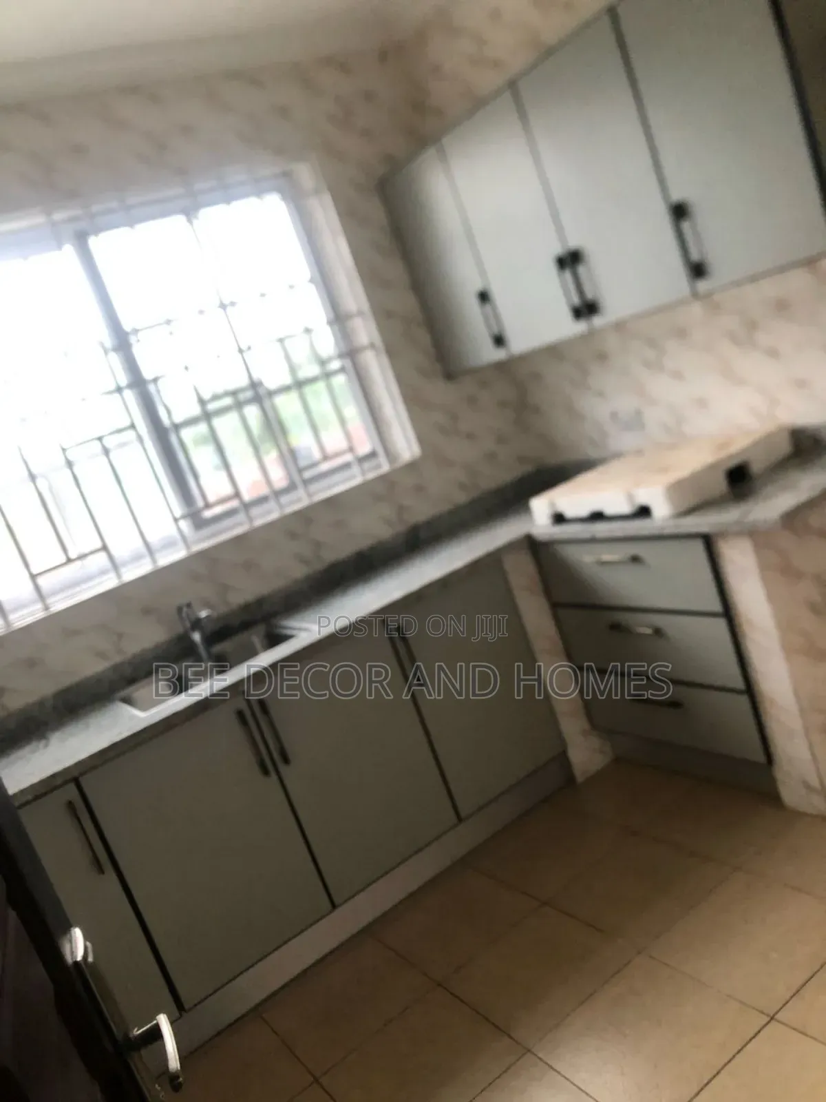 3bdrm Apartment in Bee Decor & Homes, Oyarifa for rent