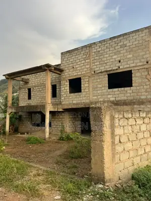 4bdrm House in Abuom, Kwabenya for sale